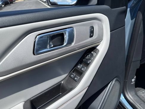 New 2026 Ford Explorer Active w/ Active Comfort Package AWD/4WD image 21