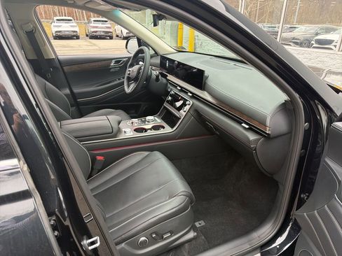 New 2026 Genesis GV80 2.5T Advanced image 17