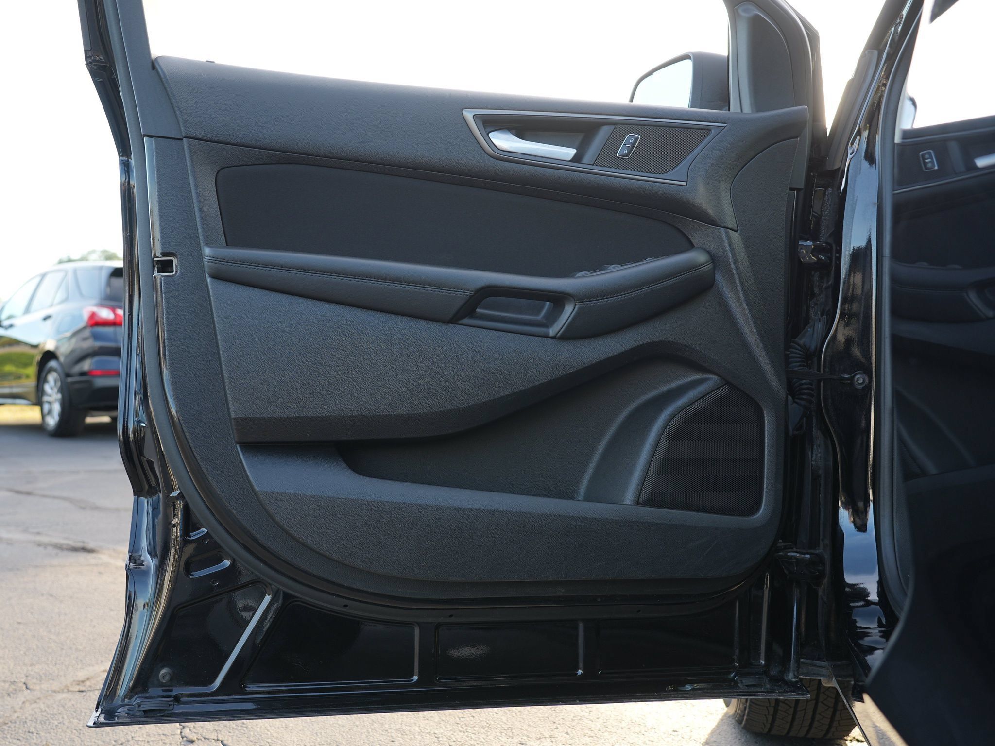 Used 2017 Ford Edge SE AWD/4WD image 15