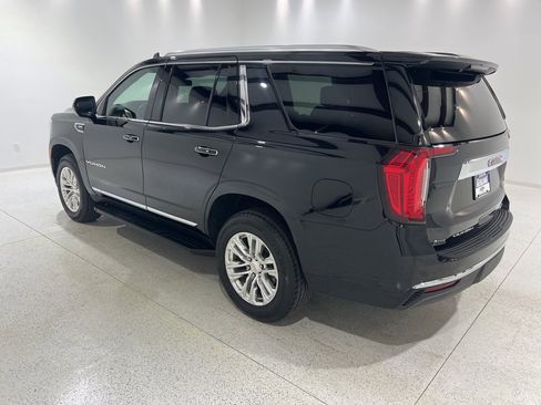 Used 2023 GMC Yukon SLT image 3