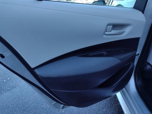 Used 2025 Toyota Corolla LE image 16