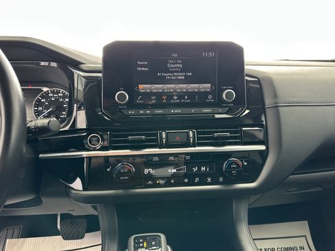 Certified 2024 Nissan Pathfinder SV w/ SV Premium Package image 10