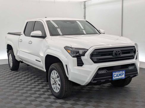 Used 2024 Toyota Tacoma SR5 image 8