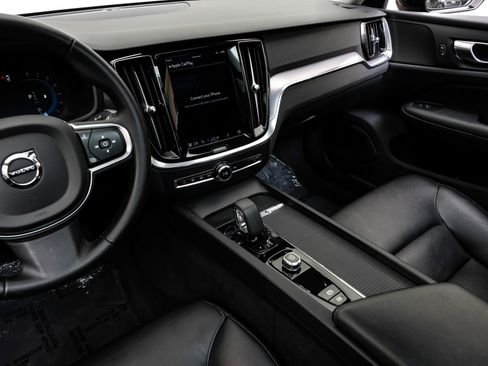 Used 2024 Volvo S60 B5 Core image 28