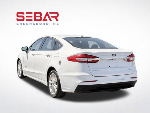 Used 2019 Ford Fusion SE FWD image 9