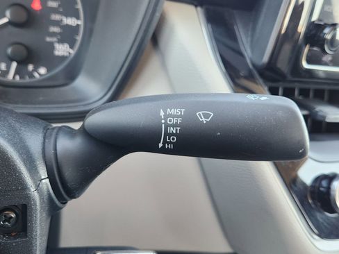 Used 2024 Toyota Corolla LE image 24