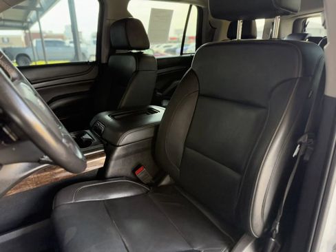 Used 2018 Chevrolet Tahoe LT image 13