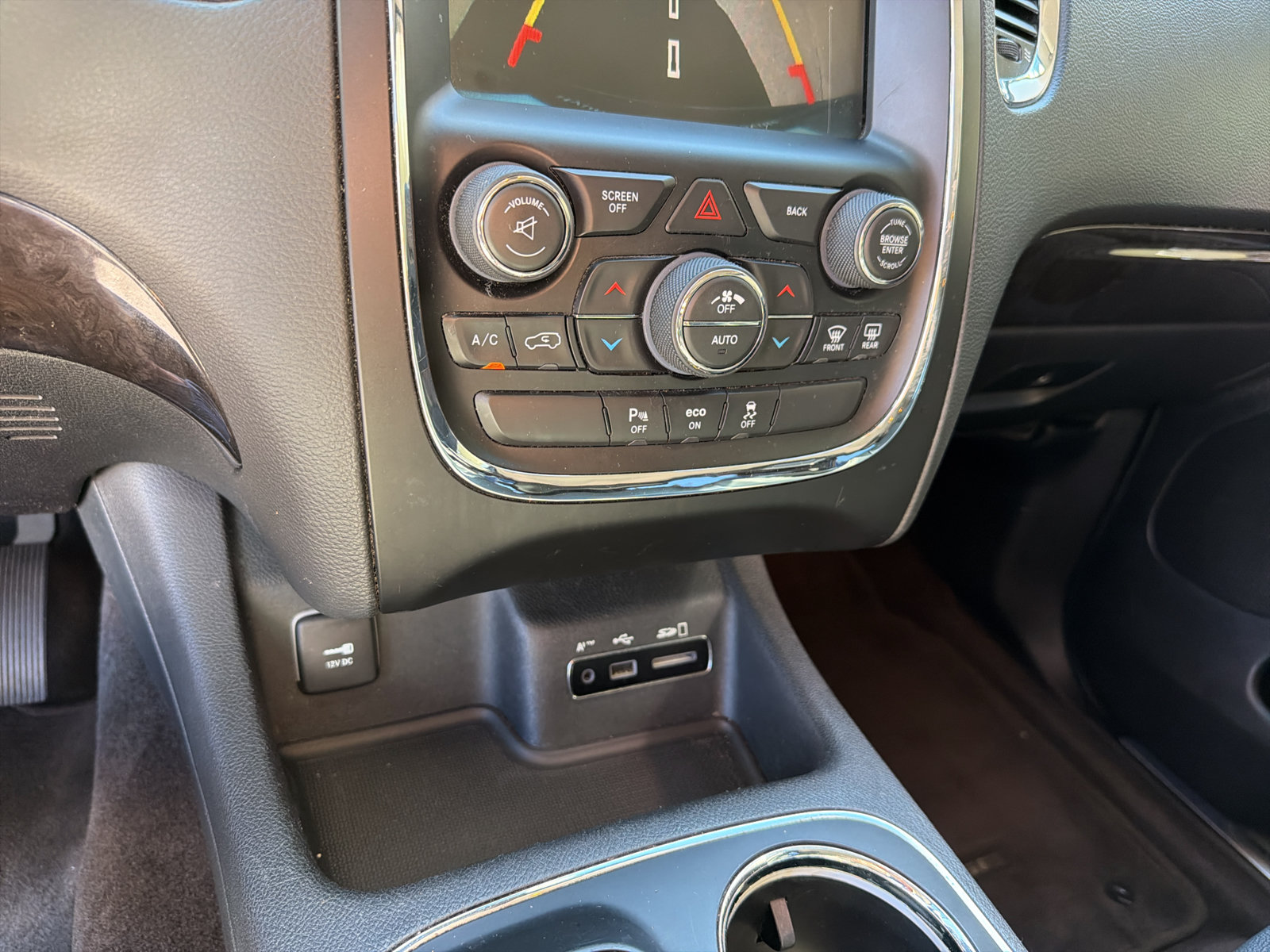 Used 2015 Dodge Durango Limited w/ Nav & Power Liftgate Group RWD image 32