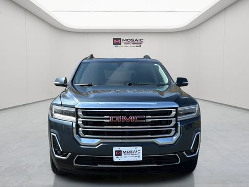 Used 2020 GMC Acadia SLT w/ LPO, Floor Liner Package FWD image 2