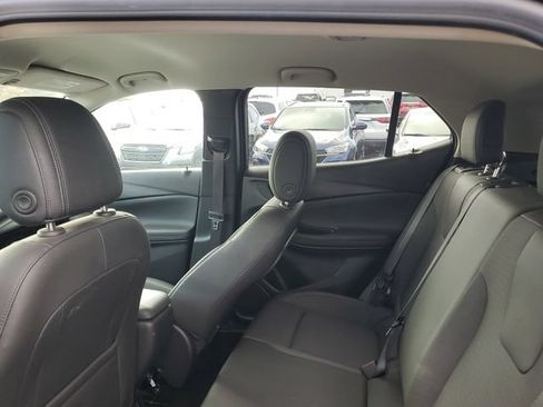 Certified 2023 Buick Encore GX Preferred FWD image 8