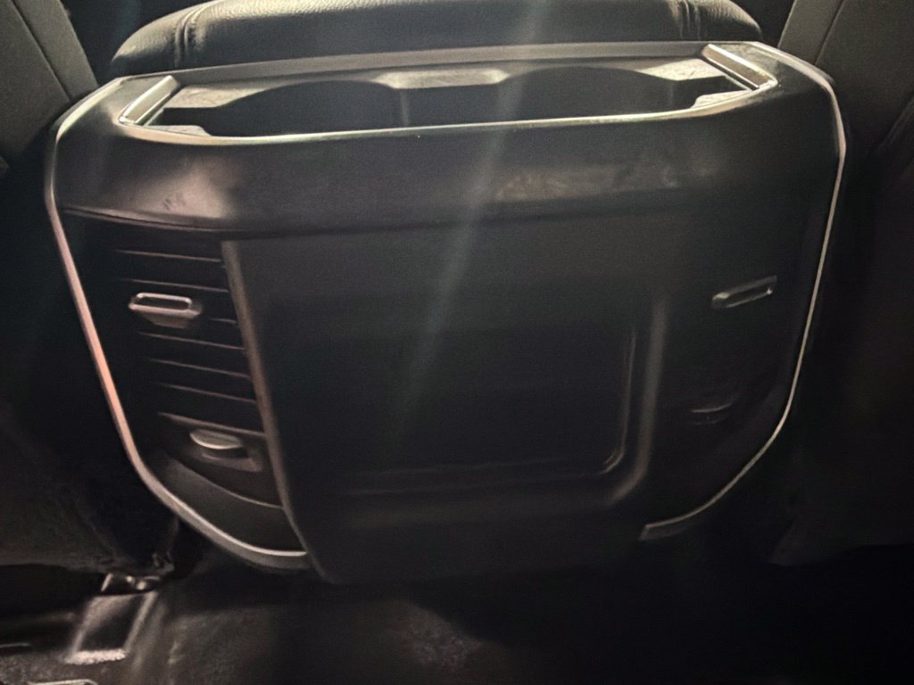 Used 2024 RAM 2500 Big Horn w/ Night Edition AWD/4WD image 14