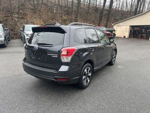 Used 2017 Subaru Forester 2.5i Premium w/ Popular Package #2A image 3