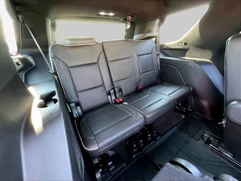 Used 2021 Chevrolet Tahoe Premier AWD/4WD image 26