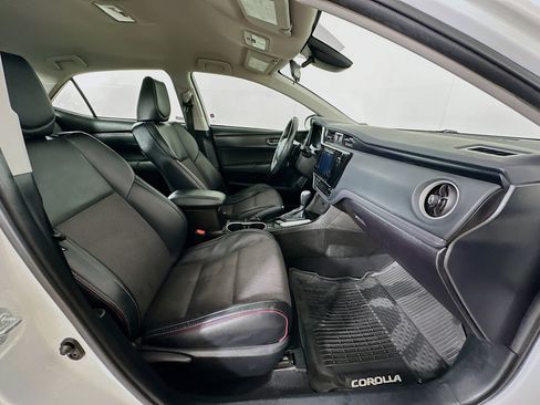 Used 2017 Toyota Corolla SE 50th Anniversary image 29