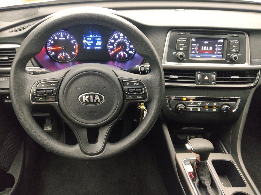 Used 2017 Kia Optima LX w/ Option Group 014 FWD image 22