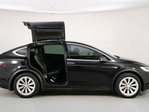 Used 2016 Tesla Model X P90D image 51