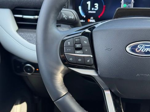 New 2026 Ford Explorer Platinum w/ LUX Leather Package image 23