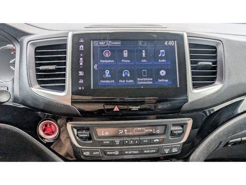 Used 2017 Honda Pilot Elite image 24