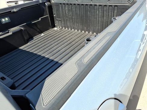 Used 2024 Toyota Tacoma TRD Off-Road AWD/4WD image 14