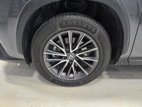 Used 2024 Lexus NX 250 FWD image 7
