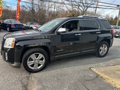 Used 2015 GMC Terrain SLT image 2