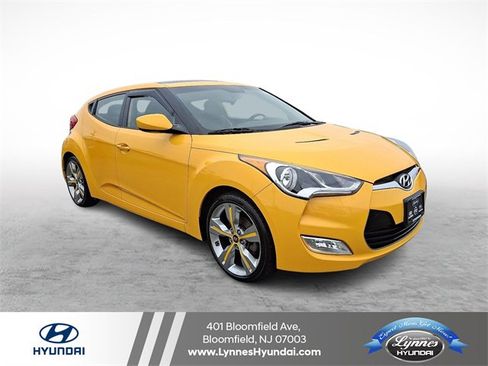 Used 2014 Hyundai Veloster w/ Technology Package 03 image 1