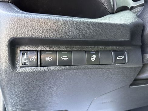 Used 2023 Toyota RAV4 XLE Premium AWD/4WD image 34