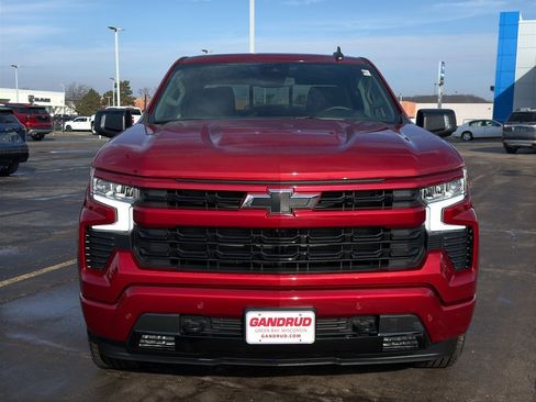 Used 2025 Chevrolet Silverado 1500 RST image 3