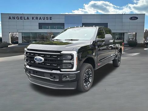 Used 2025 Ford F250 Platinum AWD/4WD image 3