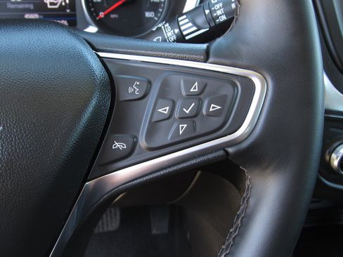 Used 2024 Chevrolet Equinox LT AWD/4WD image 26
