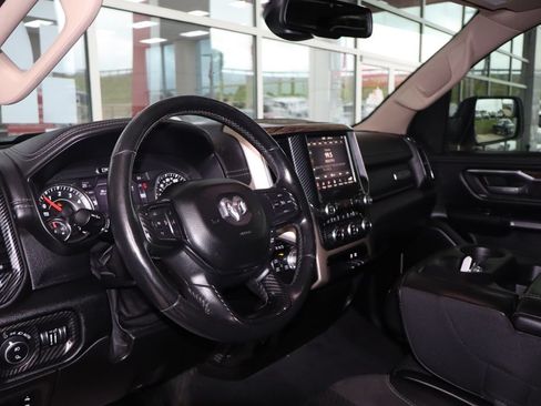 Used 2019 RAM 1500 Laramie AWD/4WD image 16