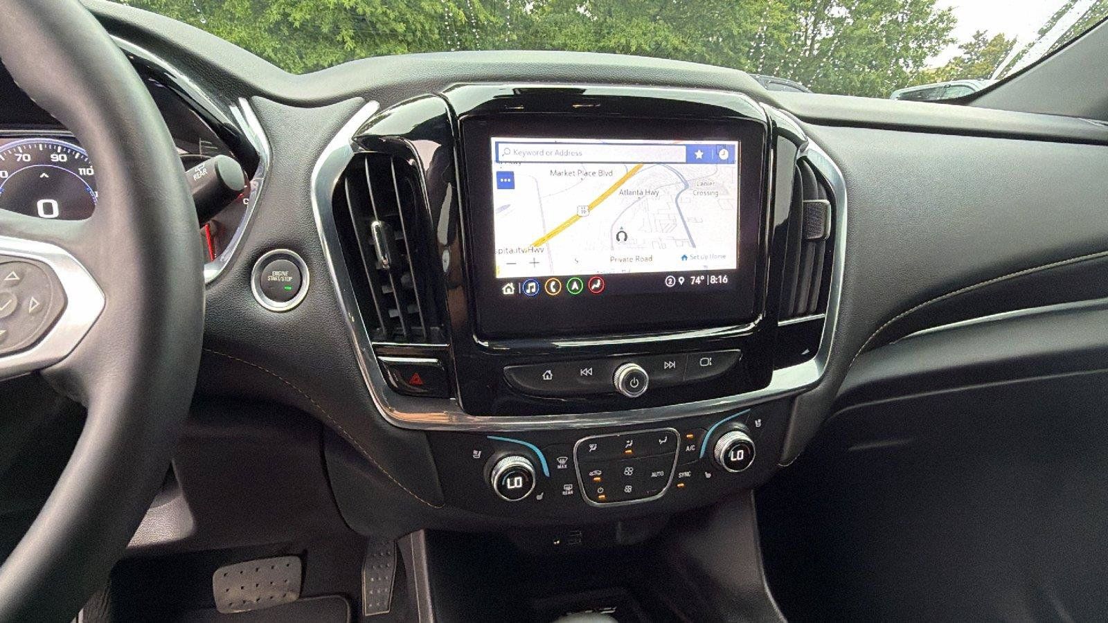 Used 2023 Chevrolet Traverse Premier FWD image 6
