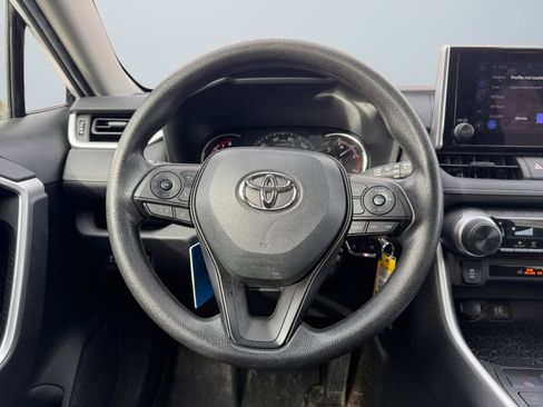 Used 2023 Toyota RAV4 LE image 13