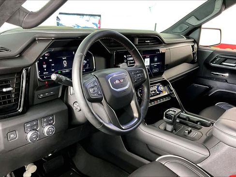 Certified 2025 GMC Sierra 1500 AT4X image 16