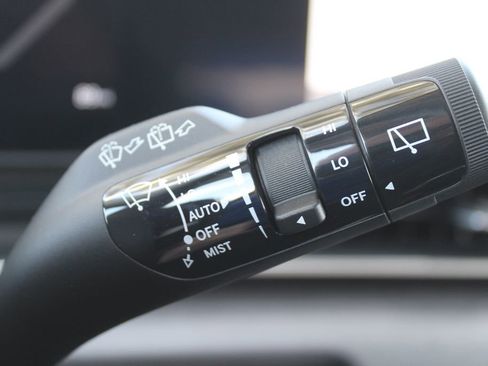 New 2026 Kia Carnival EX FWD image 41