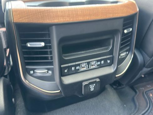 Used 2024 RAM 1500 Limited AWD/4WD image 27