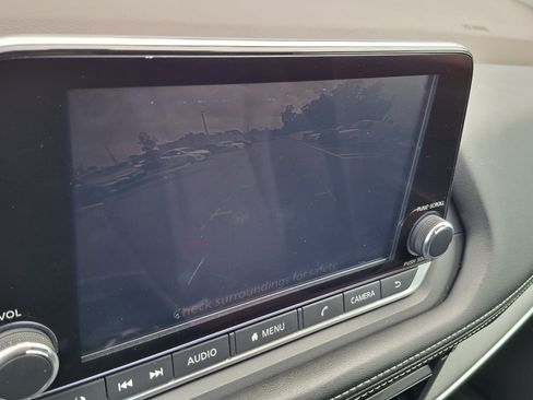 Used 2021 Nissan Rogue S image 12