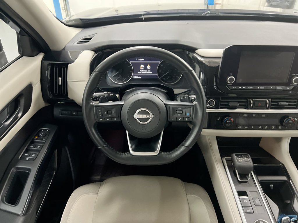 Used 2024 Nissan Pathfinder SV w/ Cargo Package AWD/4WD image 11