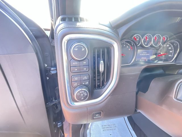 Used 2019 Chevrolet Silverado 1500 LT Trail Boss w/ Convenience Package AWD/4WD image 24