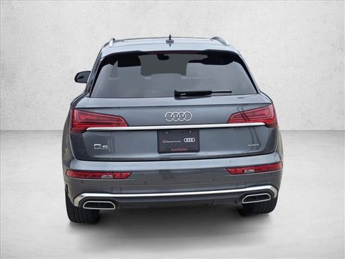 Used 2023 Audi Q5 2.0T Premium w/ Convenience Package AWD/4WD image 4