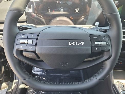 New 2026 Kia Sportage LX w/ LX Convenience Package image 17