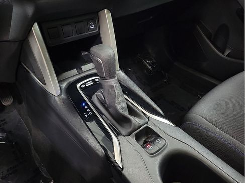 Used 2024 Toyota Corolla Cross AWD Hybrid image 20
