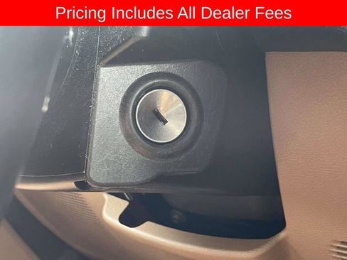 Used 2017 Jeep Wrangler Unlimited Sahara w/ Max Tow Package AWD/4WD image 33