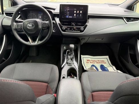 Used 2025 Toyota Corolla SE FWD image 13