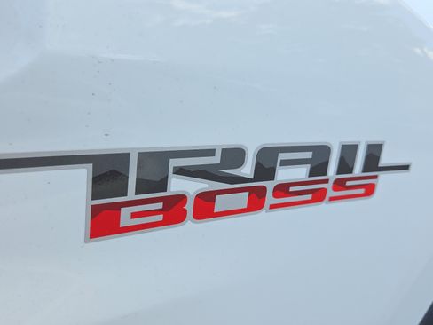 New 2026 Chevrolet Colorado Trail Boss AWD/4WD image 33