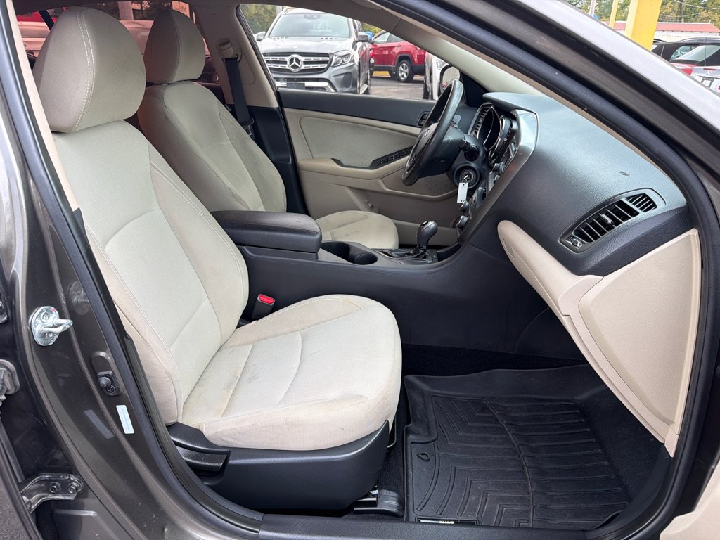 Used 2012 Kia Optima LX FWD image 27