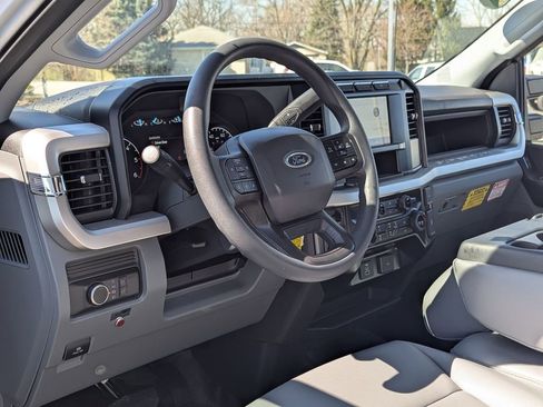 Used 2024 Ford F450 XL RWD image 9