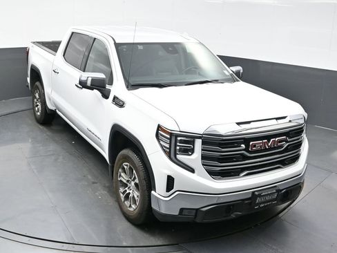 Used 2025 GMC Sierra 1500 SLT image 28