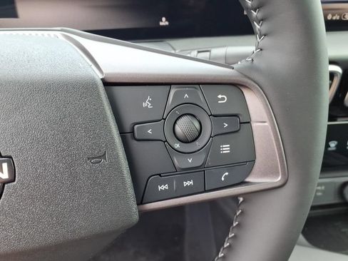 New 2026 Nissan Sentra SV w/ SV Convenience Package FWD image 19
