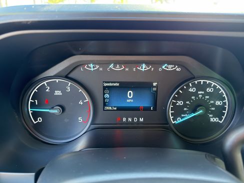 Used 2025 Ford F250 XLT image 19